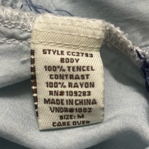 Vintage Light Blue Sleeveless Top - Picture 5 of 6